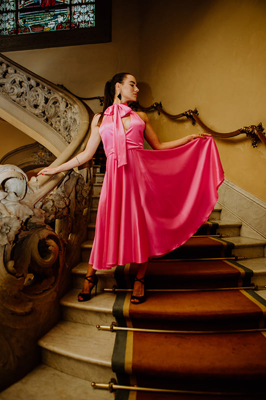 La diseñadora rusa Aleksandra Stepanets presenta su colección haute couture en Barcelona a través de Artyfox